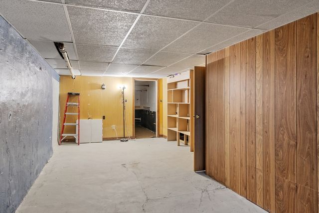 52 Woodland Rd, Auburn, MA 01501