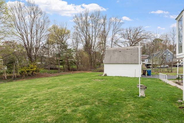 52 Woodland Rd, Auburn, MA 01501