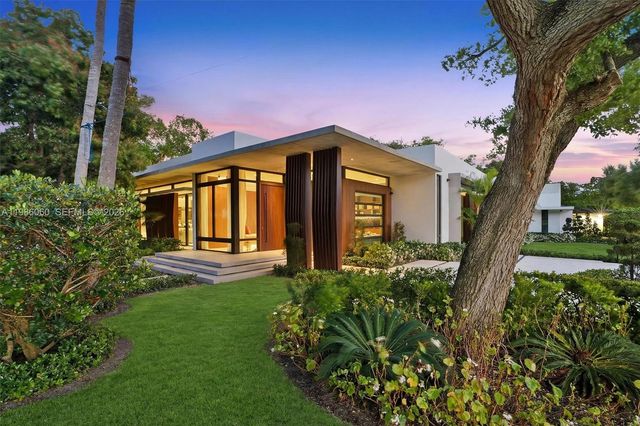 1200 NE 94th St, Miami Shores, FL 33138