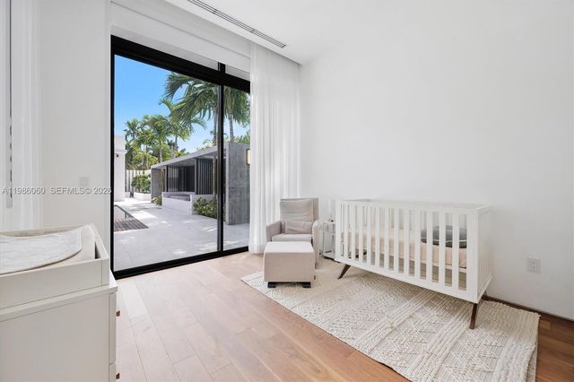 1200 NE 94th St, Miami Shores, FL 33138