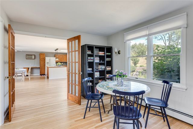 22 JH Dwyer Drive, Middletown, RI 02842