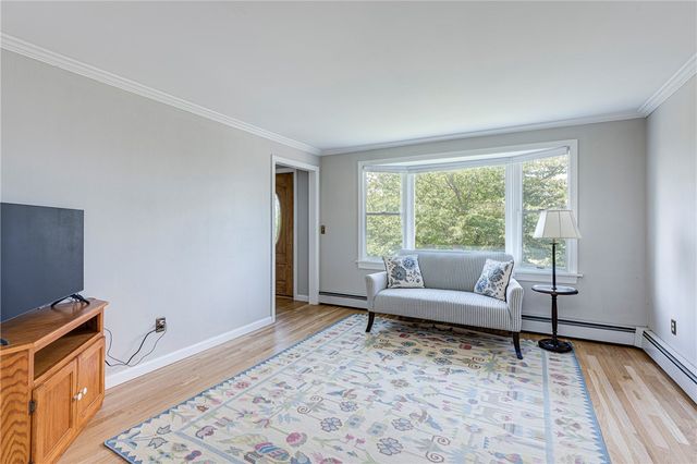 22 JH Dwyer Drive, Middletown, RI 02842