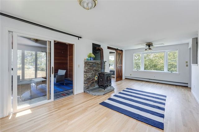 22 JH Dwyer Drive, Middletown, RI 02842