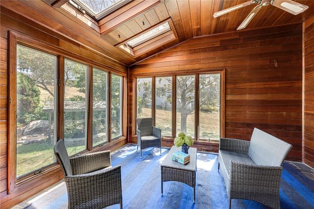 22 JH Dwyer Drive, Middletown, RI 02842