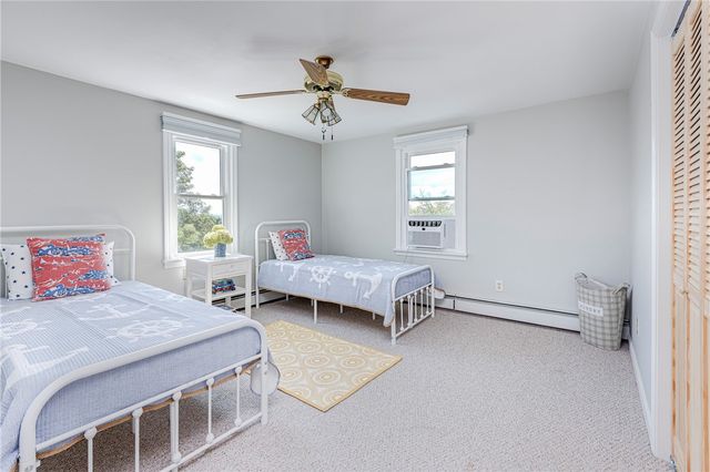 22 JH Dwyer Drive, Middletown, RI 02842