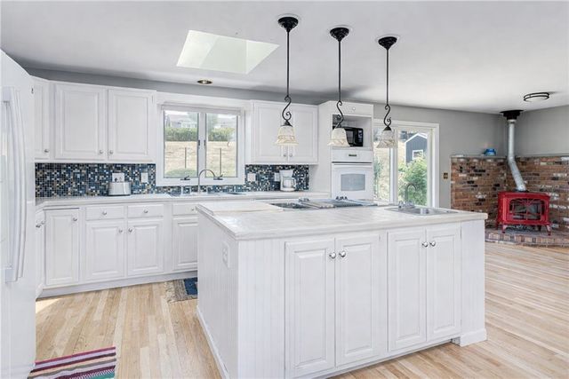 22 JH Dwyer Drive, Middletown, RI 02842