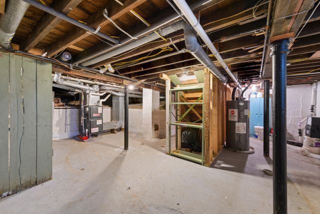 664 Riverbank Street, Wyandotte City, MI 48192