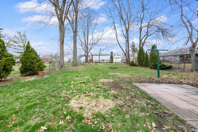 664 Riverbank Street, Wyandotte City, MI 48192