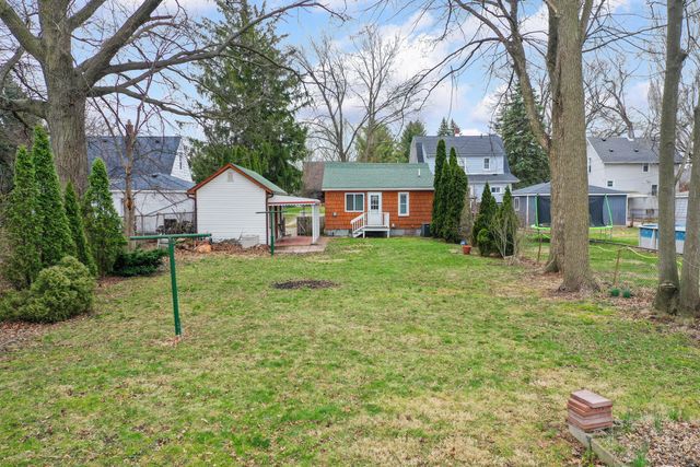 664 Riverbank Street, Wyandotte City, MI 48192