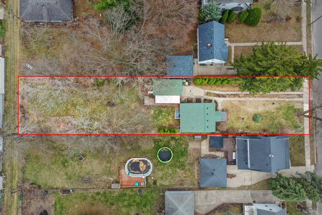 664 Riverbank Street, Wyandotte City, MI 48192