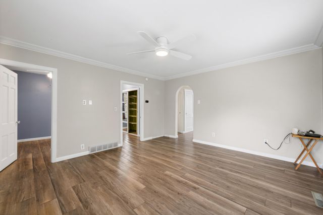 664 Riverbank Street, Wyandotte City, MI 48192