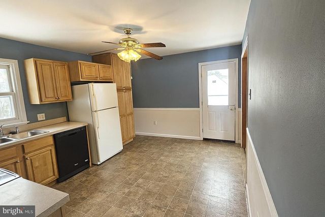 725 LAUREL VIEW DR, Manheim, PA 17545