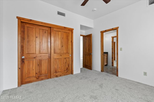 6200 N Abington Road, Tucson, AZ 85743