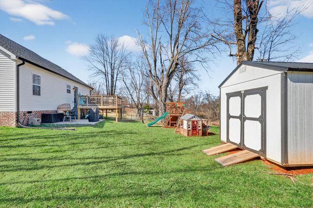 2048 Wilson Ln, Goodlettsville, TN 37072