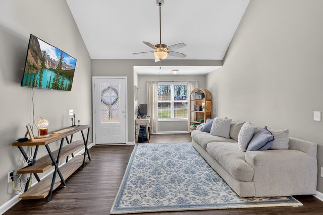 2048 Wilson Ln, Goodlettsville, TN 37072