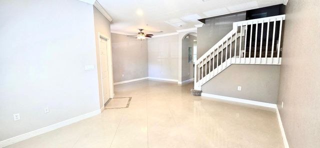 2851 W Prospect Road 1102, Tamarac, FL 33309