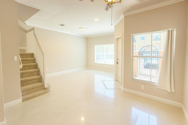 2851 W Prospect Road 1102, Tamarac, FL 33309