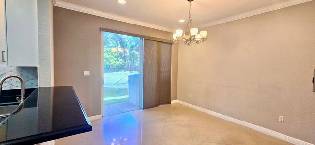2851 W Prospect Road 1102, Tamarac, FL 33309