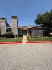 2105 Maplewood Trail, Colleyville, TX 76034