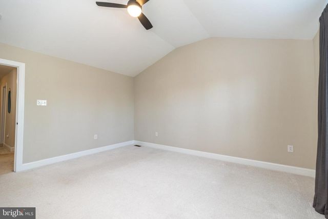 101 WOODWINDS DR, Collegeville, PA 19426