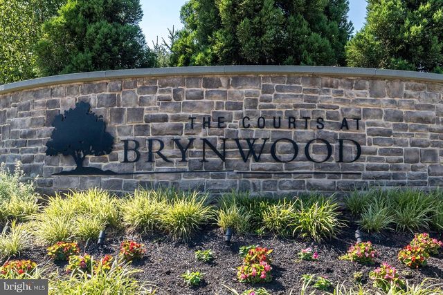 101 WOODWINDS DR, Collegeville, PA 19426