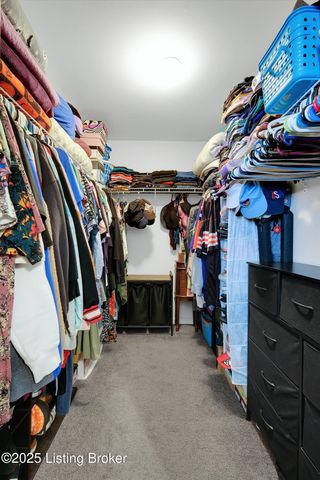 613 E Hill St, Louisville, KY 40217