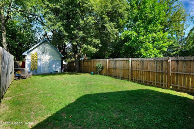 613 E Hill St, Louisville, KY 40217