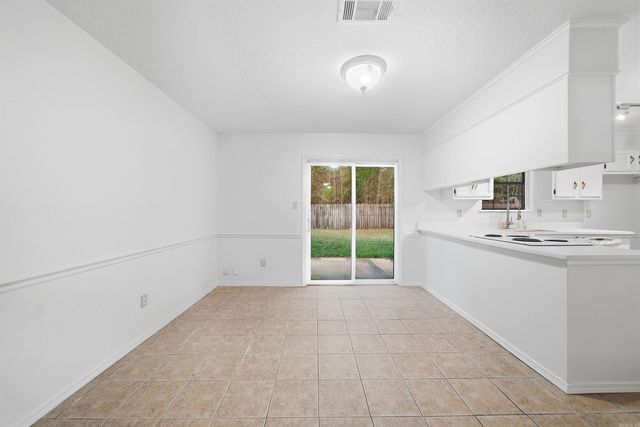 2301 Carywood Dr, Bryant, AR 72022