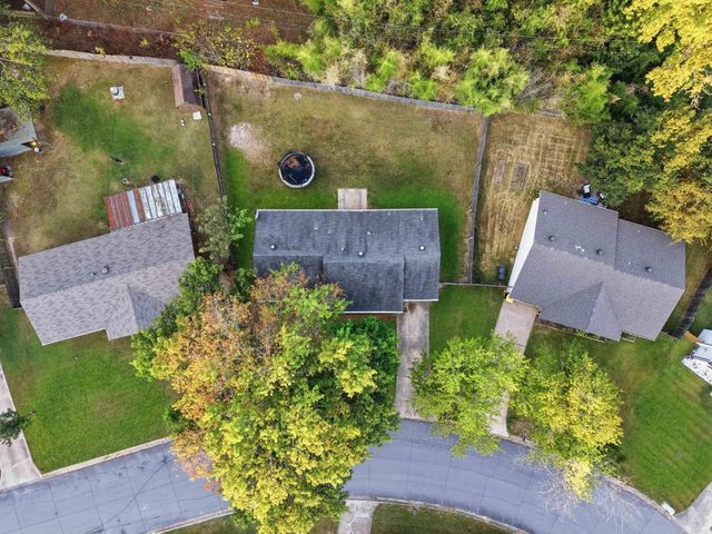 2301 Carywood Dr, Bryant, AR 72022