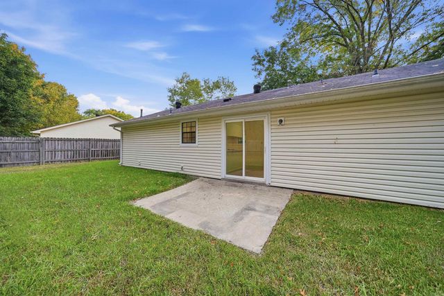 2301 Carywood Dr, Bryant, AR 72022