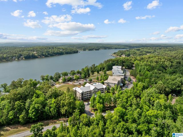 475 River Forest Ln Ste 4240, Talladega, AL 35160