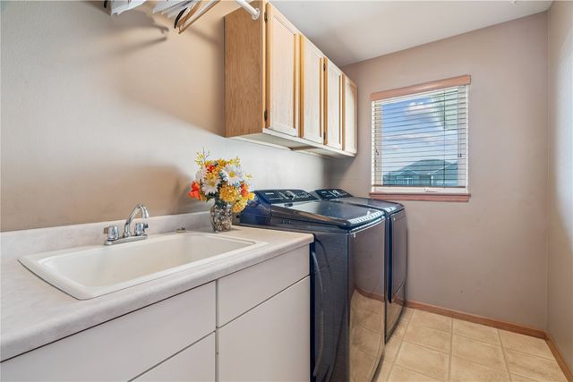 4315 Snowgoose Drive, Marion, IA 52302