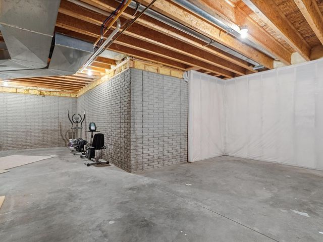 4315 Snowgoose Drive, Marion, IA 52302