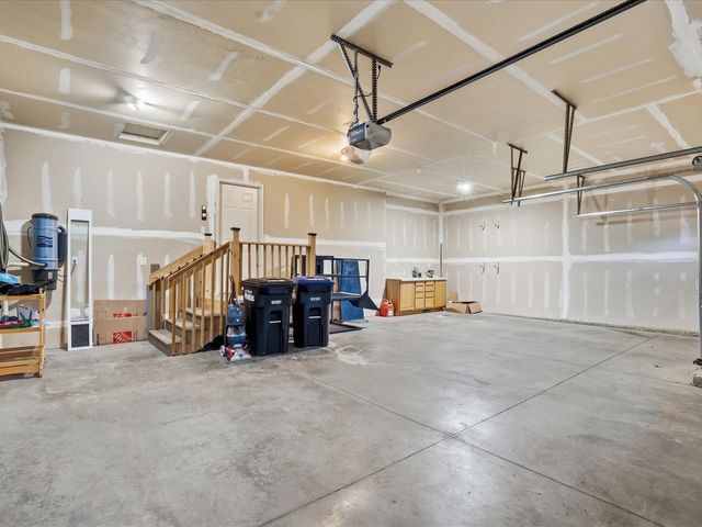 4315 Snowgoose Drive, Marion, IA 52302