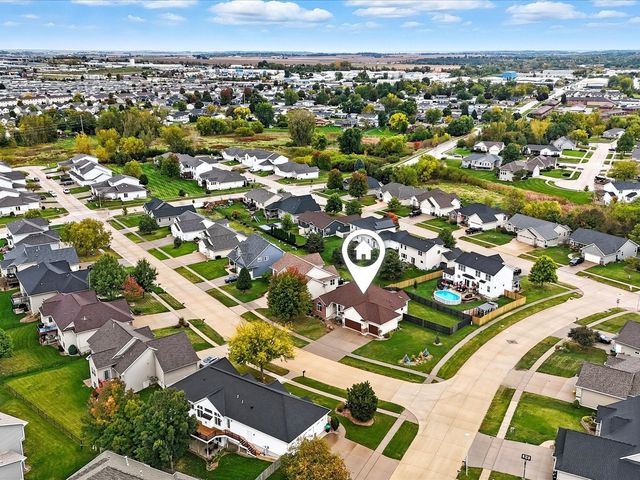 4315 Snowgoose Drive, Marion, IA 52302