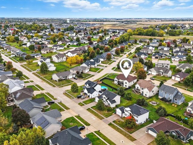 4315 Snowgoose Drive, Marion, IA 52302