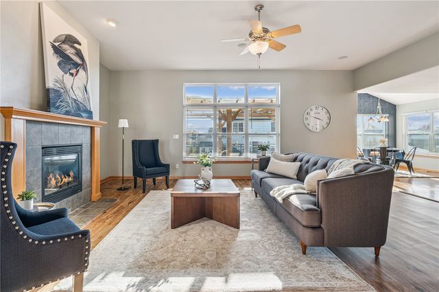 4315 Snowgoose Drive, Marion, IA 52302