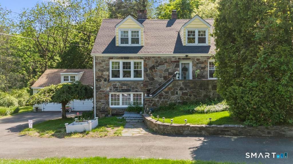 101 Sport Hill Road, Easton, CT 06612