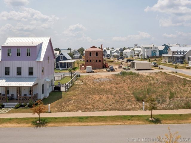 39 Lower Greenway, Carlton Landing, OK 74432