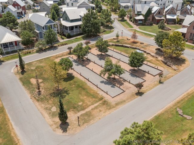 39 Lower Greenway, Carlton Landing, OK 74432