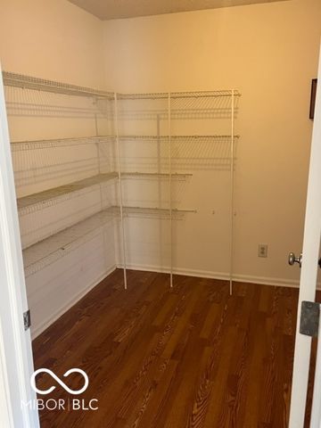 10225 Lothbury Circle, Fishers, IN 46037