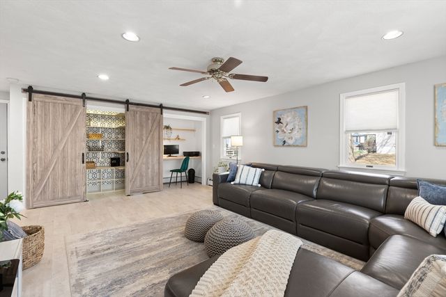 110 Russell St, Peabody, MA 01906