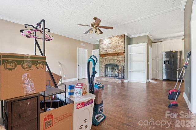 2825 Sweeping Pine Lane, Denver, NC 28037