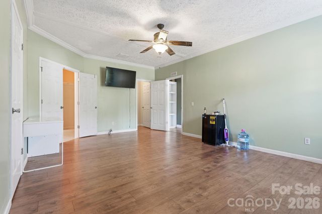 2825 Sweeping Pine Lane, Denver, NC 28037