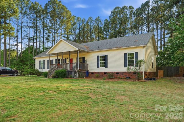 2825 Sweeping Pine Lane, Denver, NC 28037