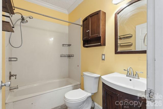 2825 Sweeping Pine Lane, Denver, NC 28037