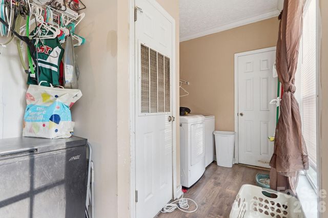 2825 Sweeping Pine Lane, Denver, NC 28037