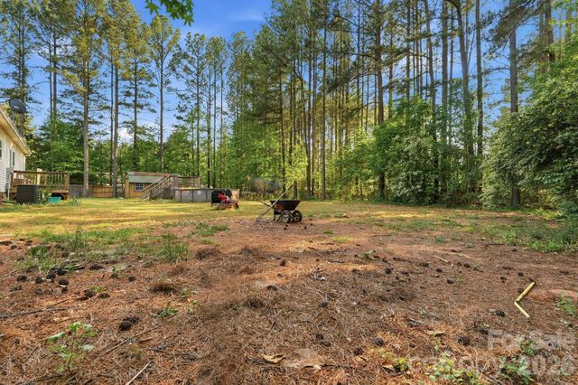 2825 Sweeping Pine Lane, Denver, NC 28037