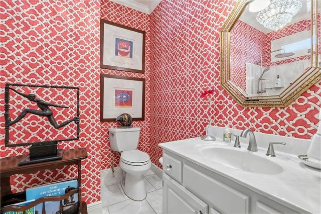 2606 Charleston Oaks Drive E, Mobile, AL 36695