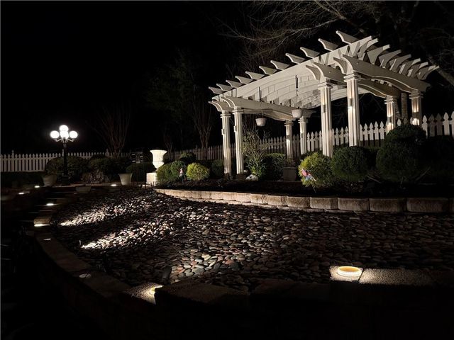 2606 Charleston Oaks Drive E, Mobile, AL 36695